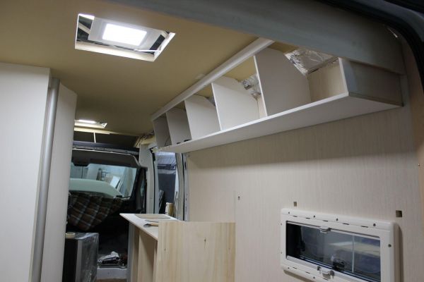 lakoauto-biwak-egyedi-lakoauto-gyartas-fiat-ducato-2015-epul-00018CA17C7FC-B280-6B1D-057B-F85EE6D5352C.jpg
