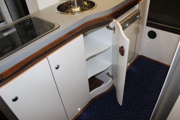 lakoauto-biwak-egyedi-lakoauto-gyartas-fiat-ducato-2015-kesz-0000957B4705F-025D-C20A-FE51-707BC1E56E46.jpg