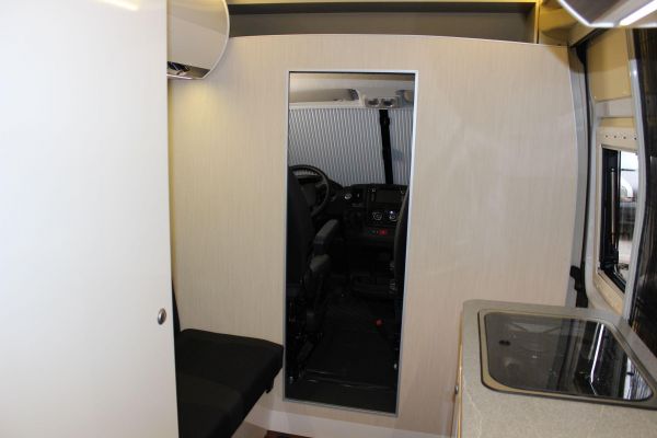 lakoauto-biwak-egyedi-lakoauto-gyartas-fiat-ducato-2015-kesz-00014D14868B4-1071-59F2-3AF2-A82797558A26.jpg
