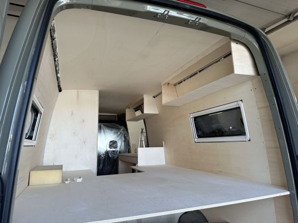 biwak-egyedi-laoauto-keszites-gyartas-mercedes-benz-sprinter-4x4-lakoauto-2026-epul-0069CBAA078-CDEE-2790-9385-F78027BEC2B6.jpg
