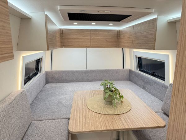 biwak-egyedi-laoauto-keszites-gyartas-mercedes-benz-sprinter-4x4-lakoauto-2026-kesz-010EB218B2D-9D5D-E033-CDF9-C0381C74A6C7.jpeg