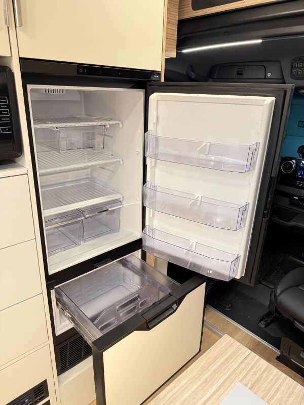 biwak-egyedi-laoauto-keszites-gyartas-mercedes-benz-sprinter-4x4-lakoauto-2026-kesz-0136CD5D0E0-A7CF-D481-0362-A35B7AC35DD2.jpeg