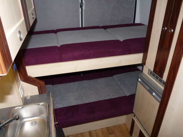 kempingauto-biwak-egyedi-lakoauto-gyartas-fiat-ducato-2010-kesz-000333F84DA92-928C-3EAE-033E-7878C697730F.jpg