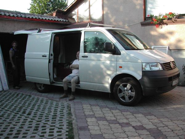 kempingauto-biwak-egyedi-lakoauto-gyartas-vw-t5-2004-epul-000039D763D1B-A040-F1EF-8B84-C343DC23E422.jpg